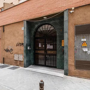 Tuguest Station With Parking Apartamento