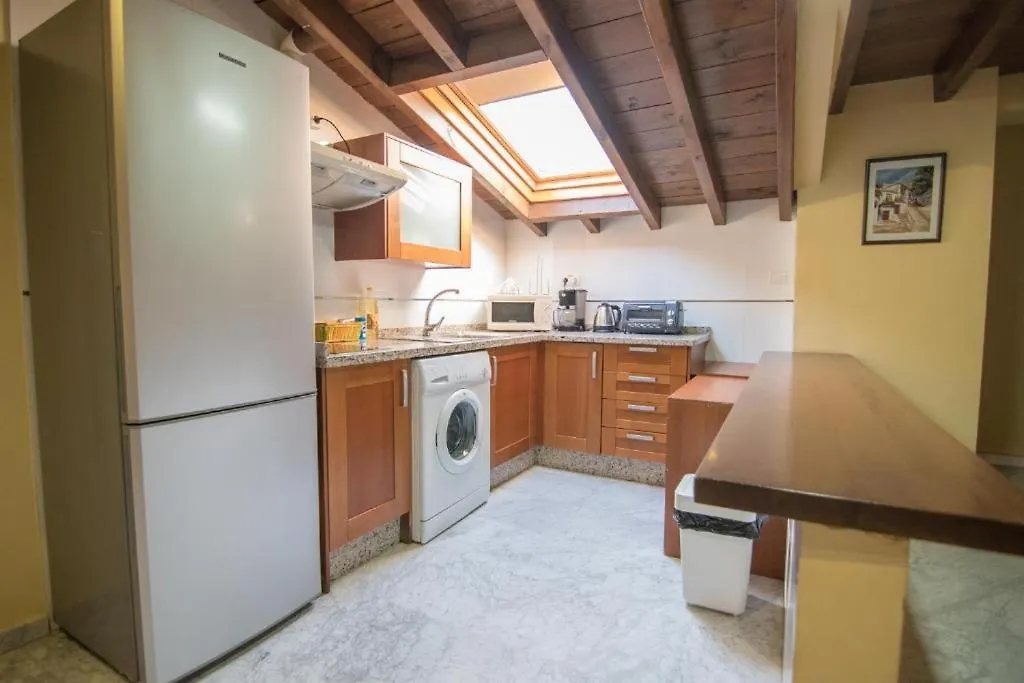 Tuguest Atico Gracia Apartment Granada